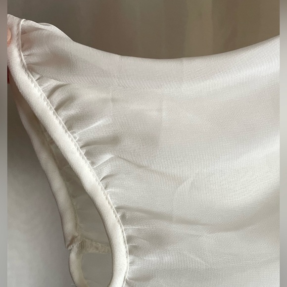 OLD NAVY Cream Sheer Ruffle Blouse–Romantic Dreamy Vibe 3/4 Sleeve Button Down M - Picture 6 of 11